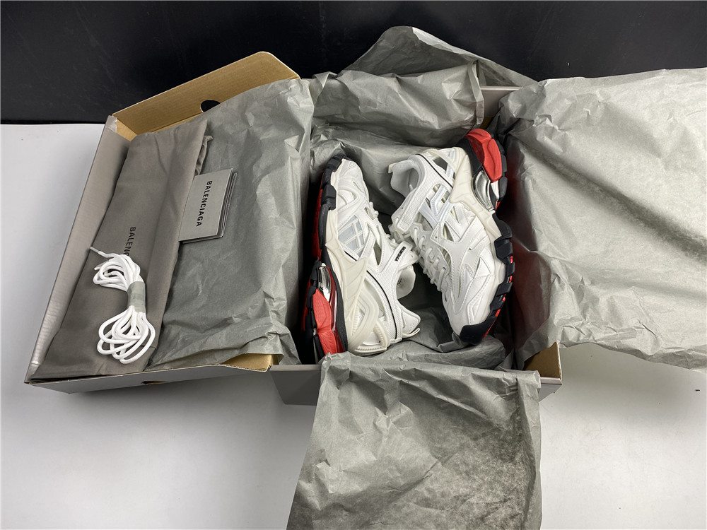 BLG TRACK SNEAKER WHITE/RED/BLACK